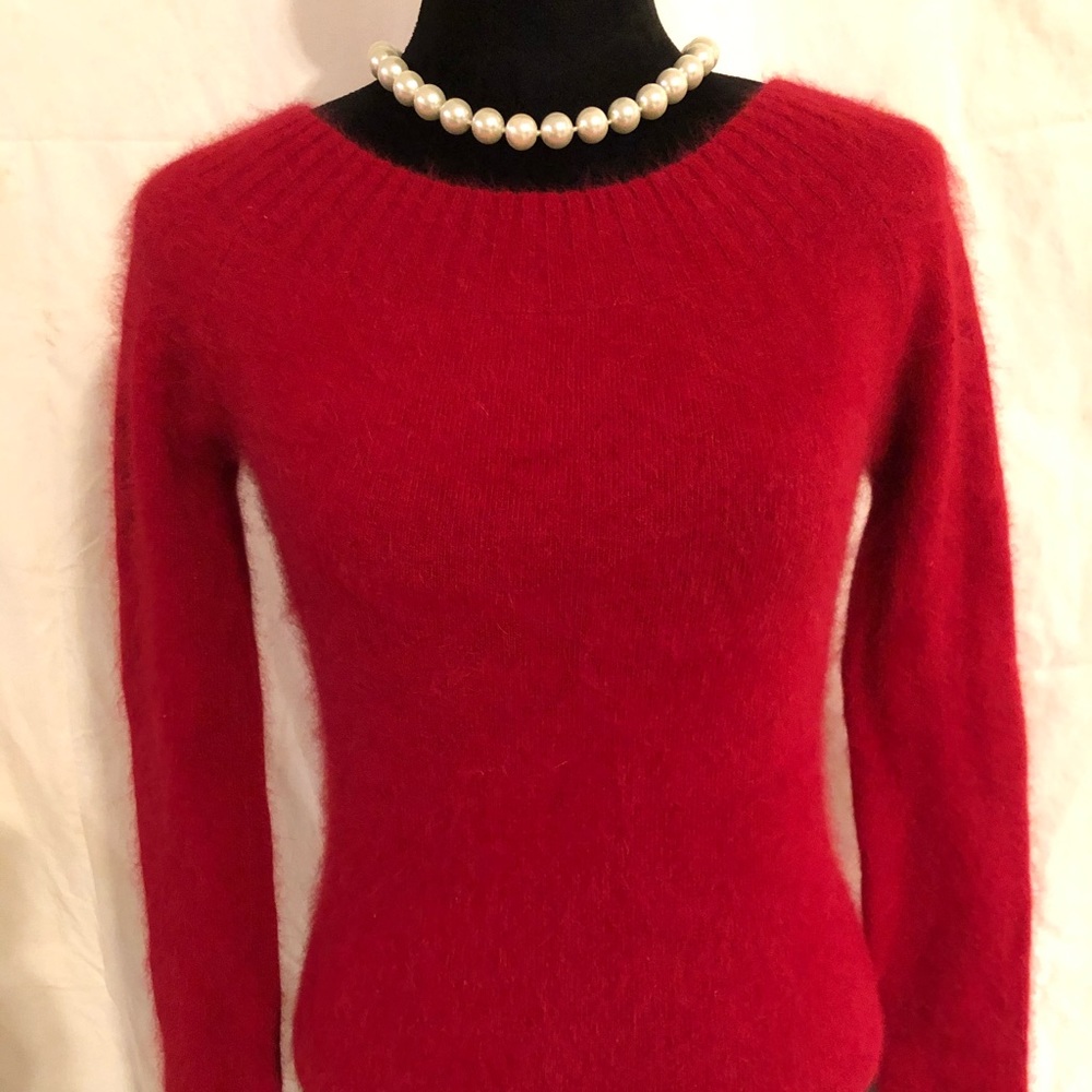 Wetseal ladies sweater